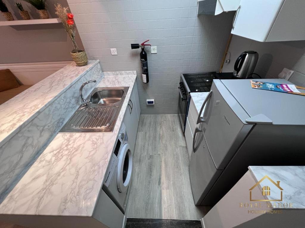 Royal Manor- Marina Diamond 1 Apartment